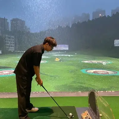 谢鑫诗